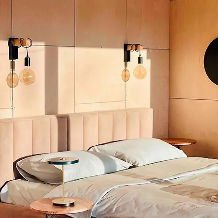 펜션 House And Sauna Where Comforts Meet Nature *