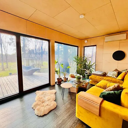 펜션 House And Sauna Where Comforts Meet Nature